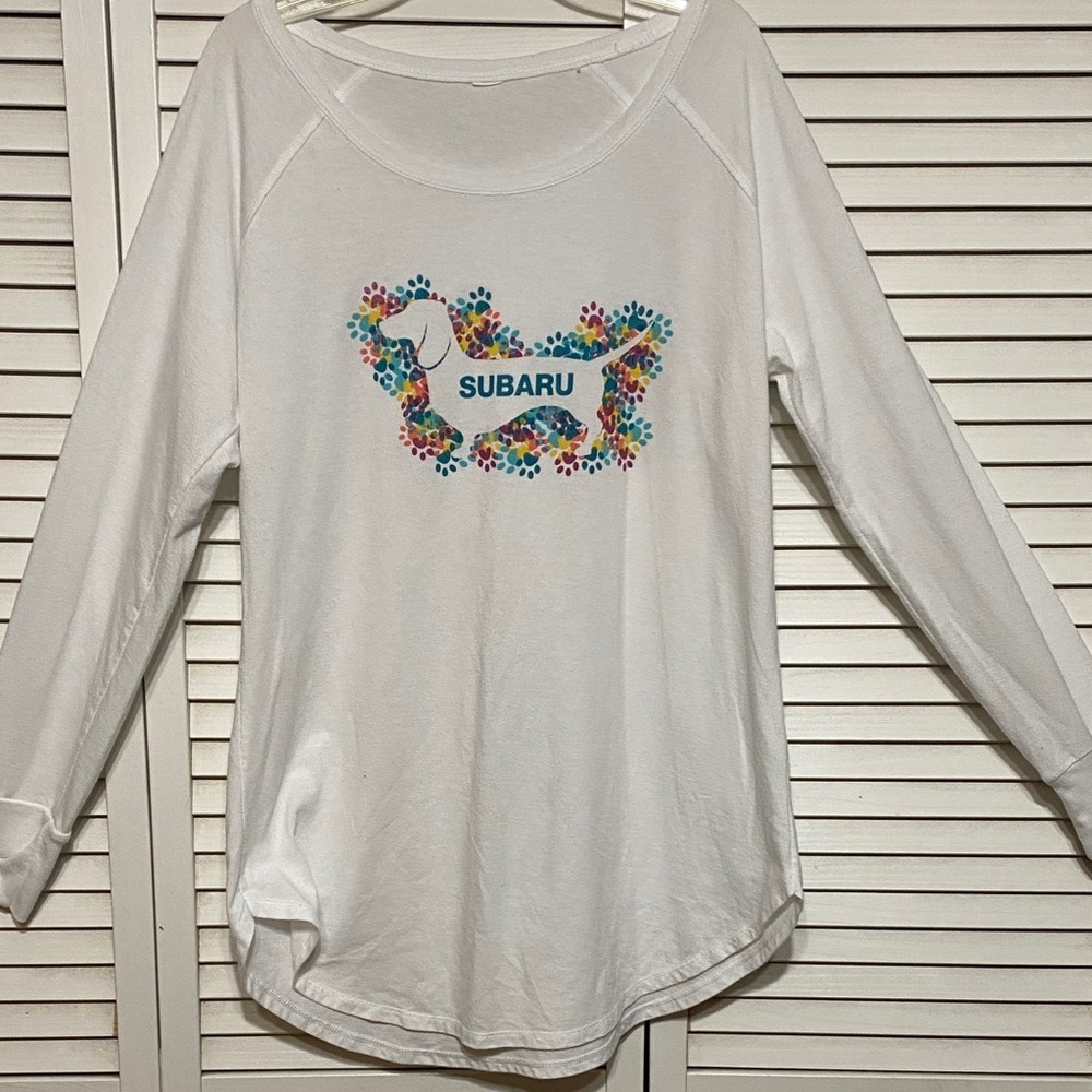 Subaru White T Shirt With Dachshund Silhouette